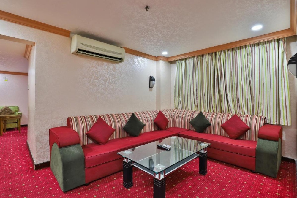 Room image 4